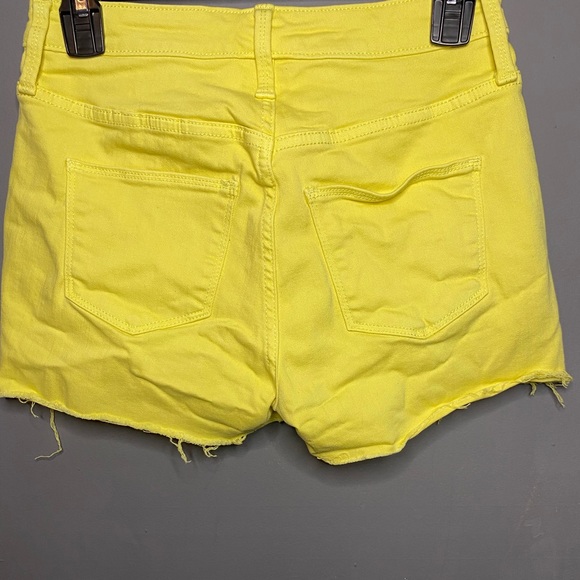 Universal Threads High-Rise Shortie Shorts - Picture 2 of 7